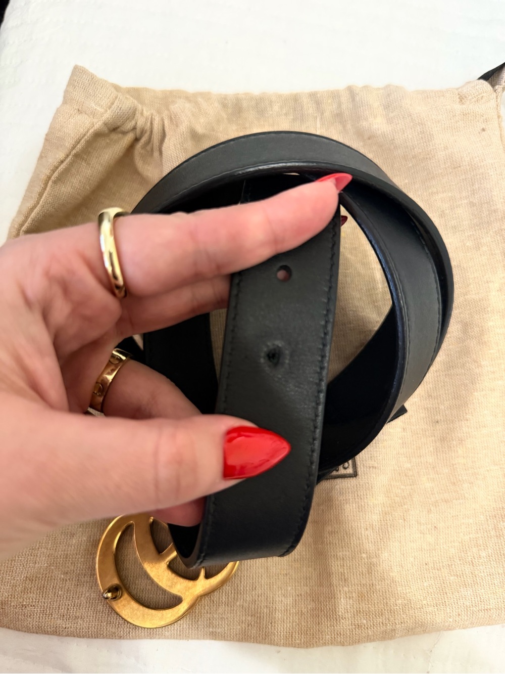 Gucci Black Leather Belt with Gold Double G Interlocking Buckle - Picture 3 of 5
